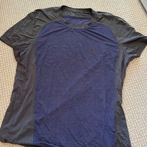 Lululemon men’s short sleeve shirt